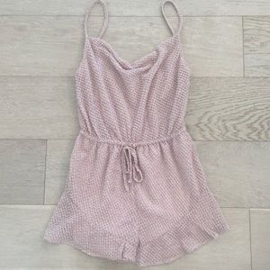 NWT Le Lis Cowl Neck Blush Pink Gold Textured Ruffle Hem Romper